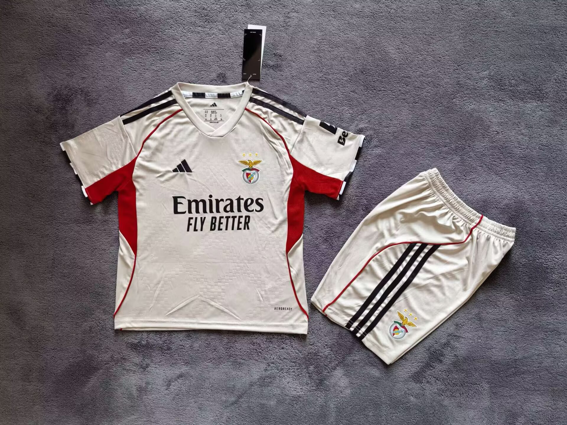 Kids kits 25/26 Benfica Two Guest