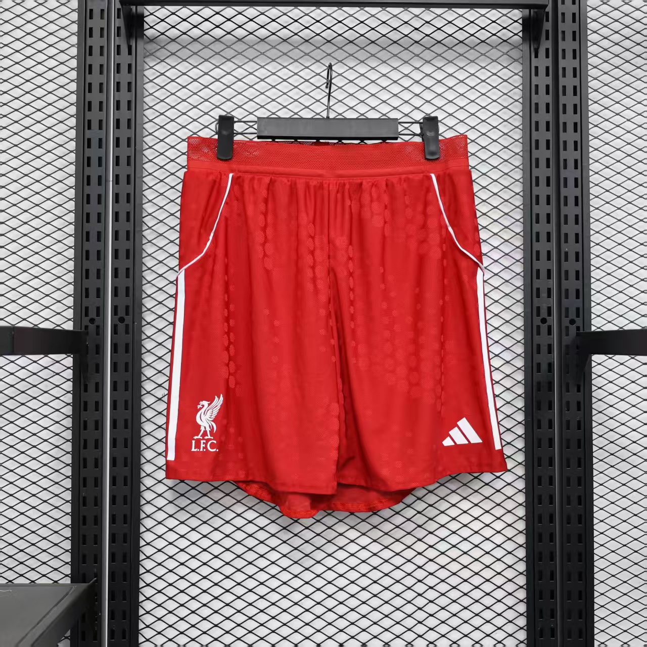  Player Version 25/26 Liverpool home shorts