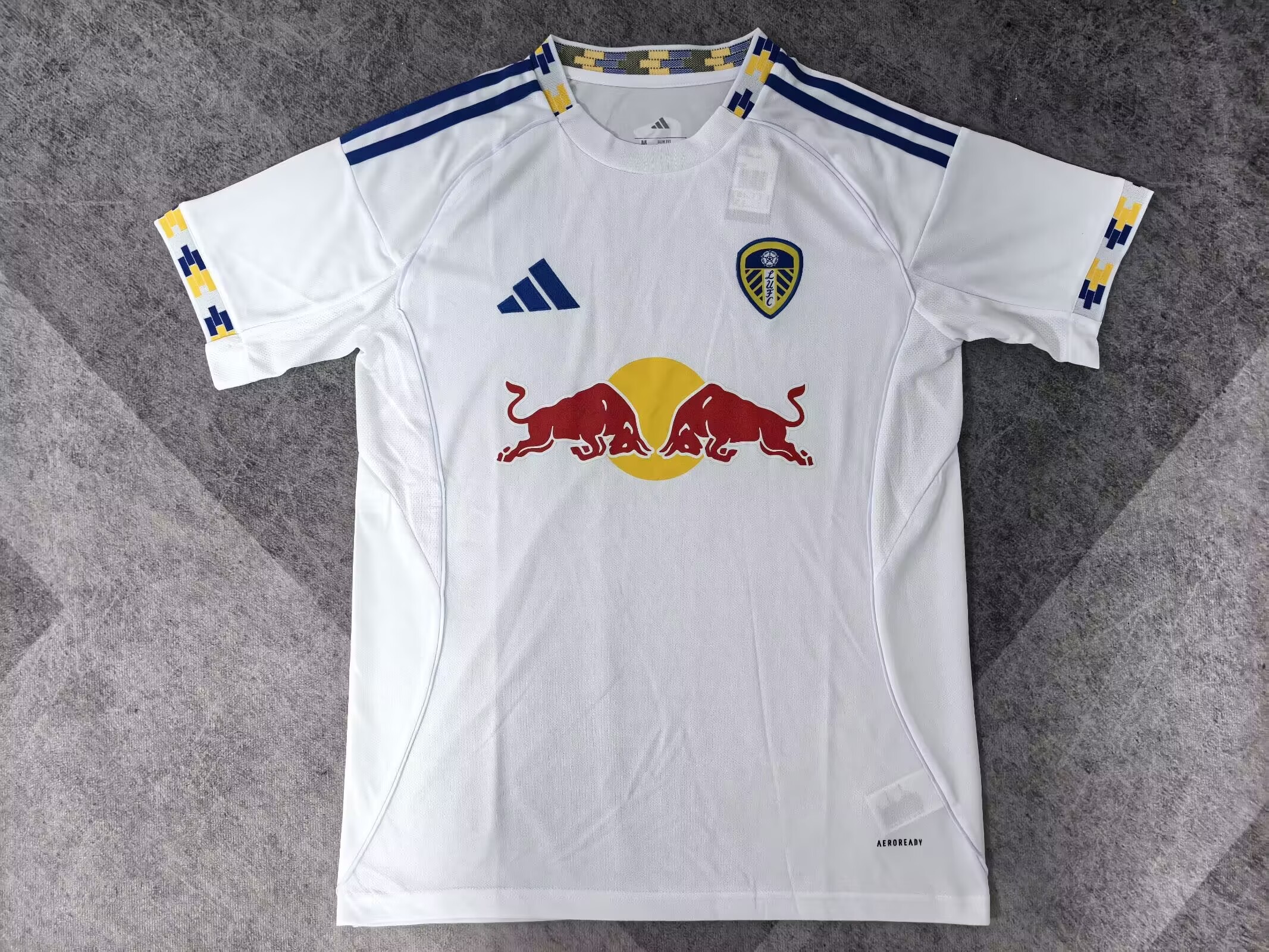 Fans Version 25/26 Leeds United home 