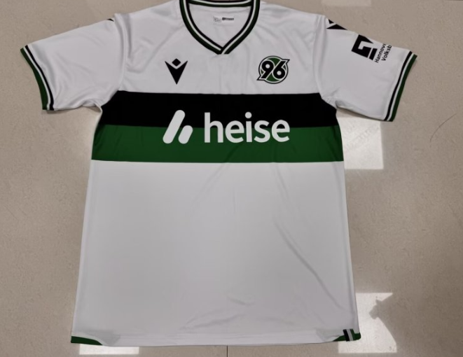 Fans Version 25/26 Hanover Third away