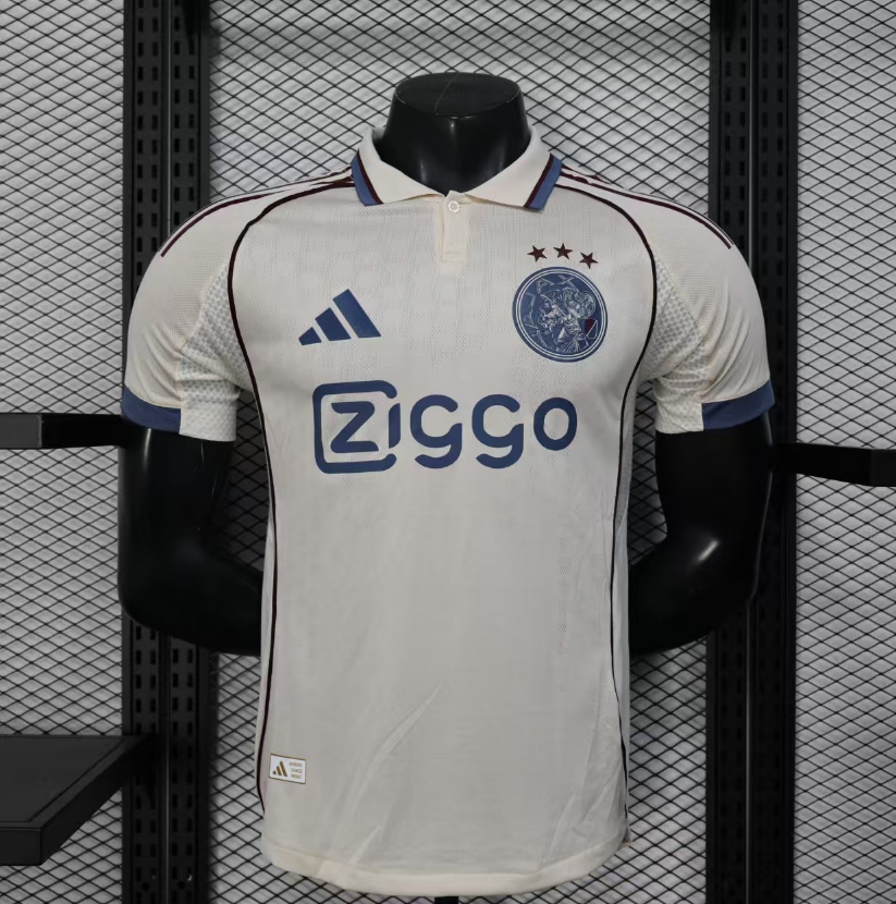 Player Version 25/26 Ajax away