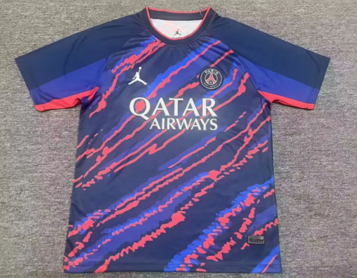 Fans Version 25/26 Paris Special Edition