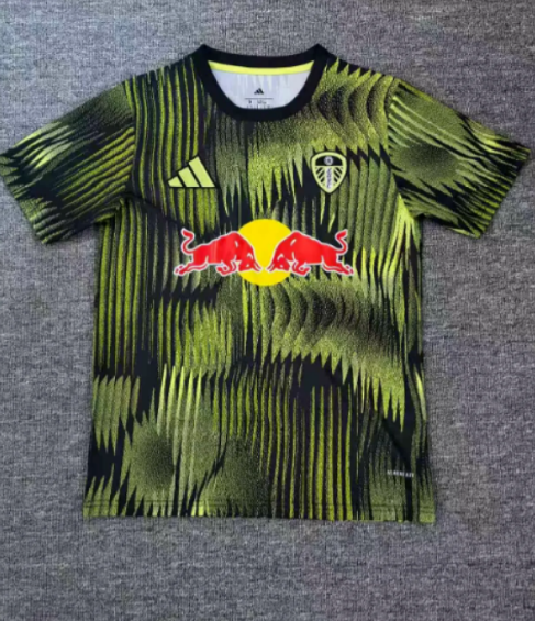 Fans Version 25/26 Leeds United training uniform