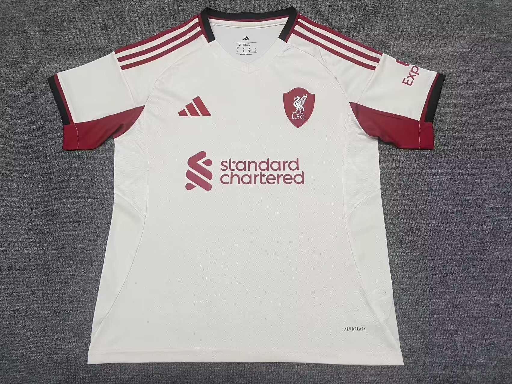 Fans Version 25/26 Liverpool away 