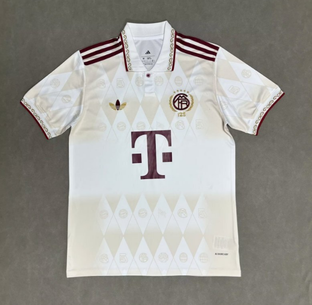 Fans Version 25/26 Bayern Special Edition