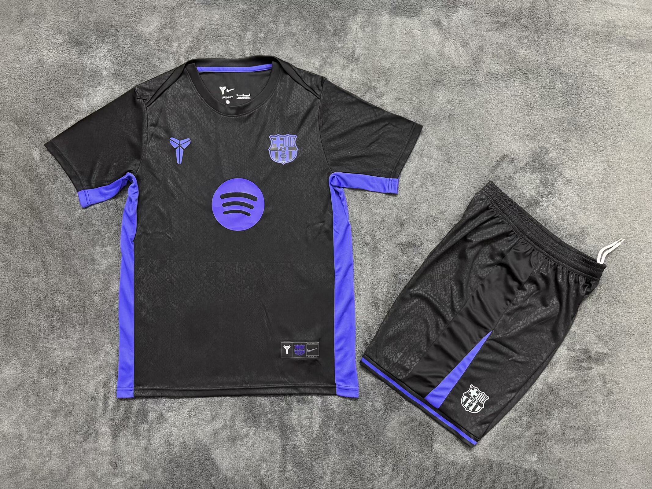  Adults kits 25/26 Barcelona Kobe co-branded edition in black