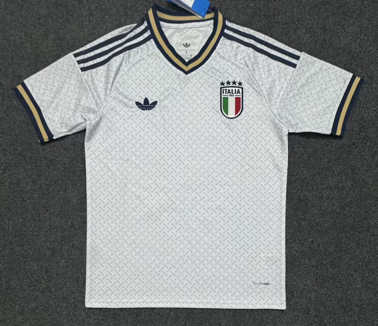  Fan version 25/26 Italy away white