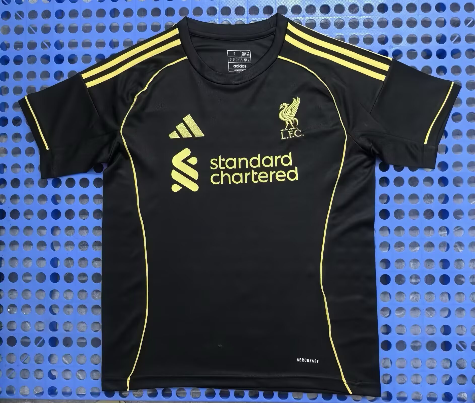  Fan version 25/26 Liverpool black training 