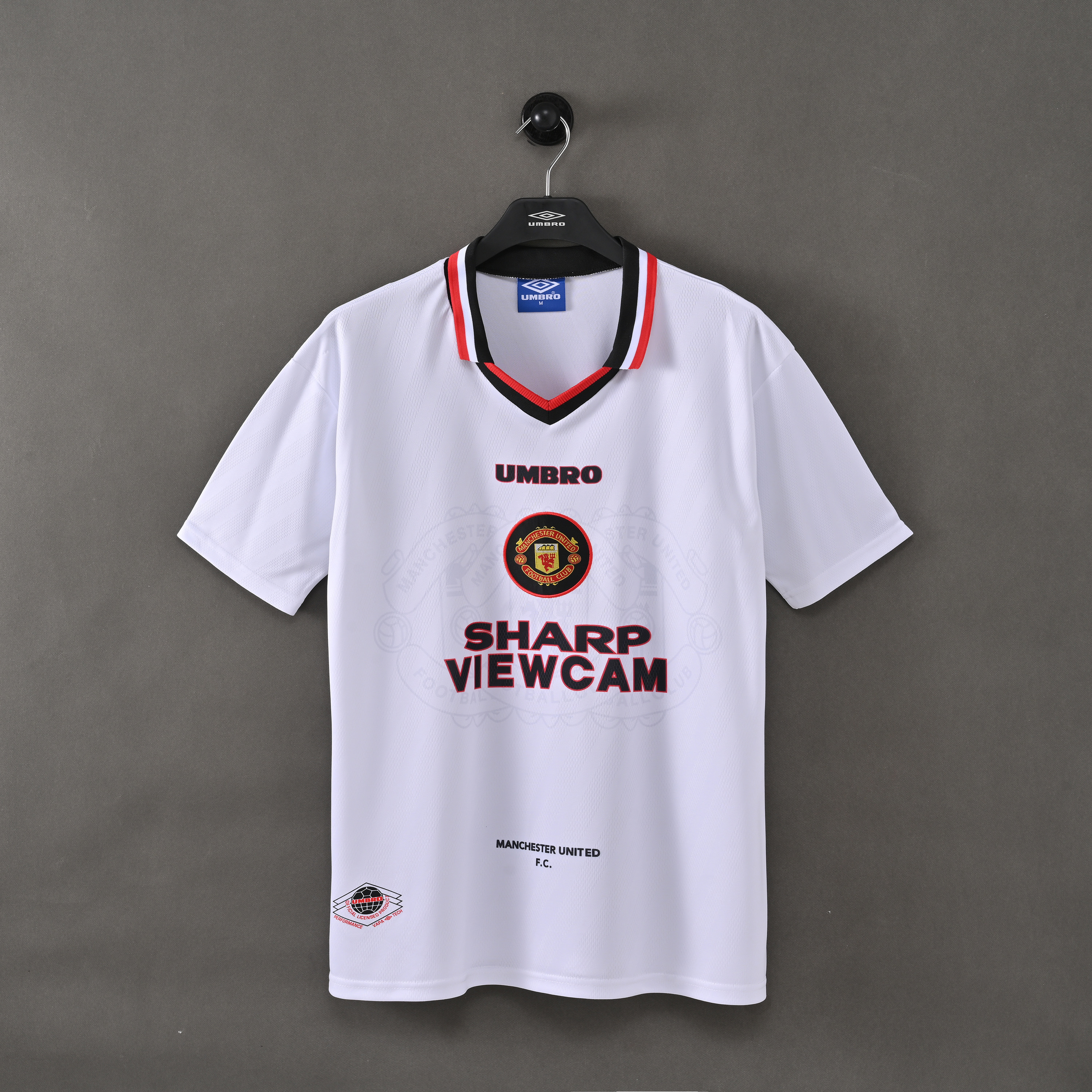 Retro 1996/97 Manchester United away