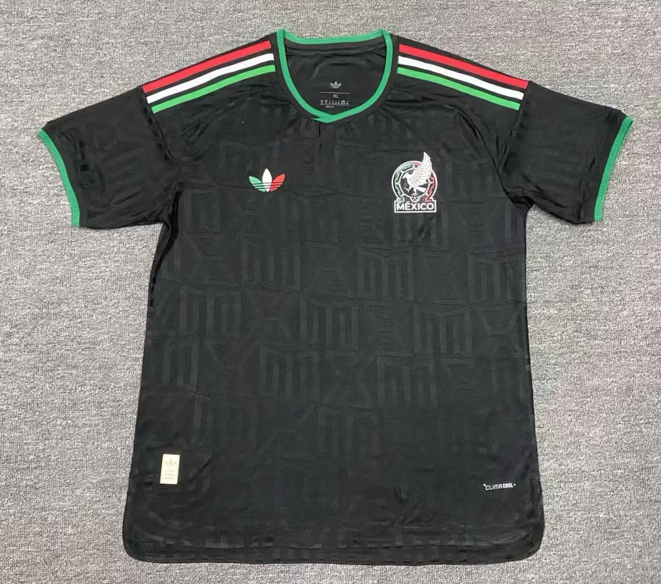 Player Version  26/27 Mexico goalkeeper black player