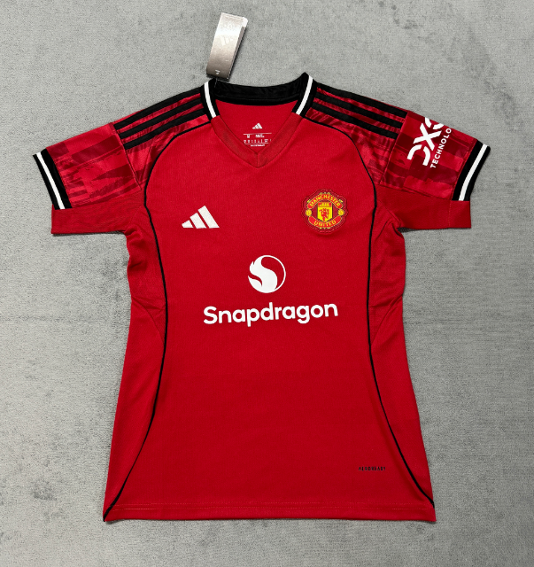 Fans Version 25/26 Manchester United home Women