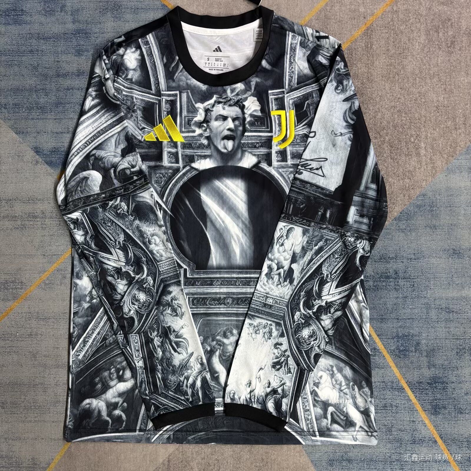 Fans Version 26/27 Juventus collaborates with long sleeve