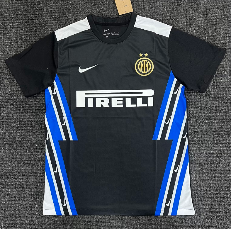 Fan version 25/26 Inter Milan training jersey