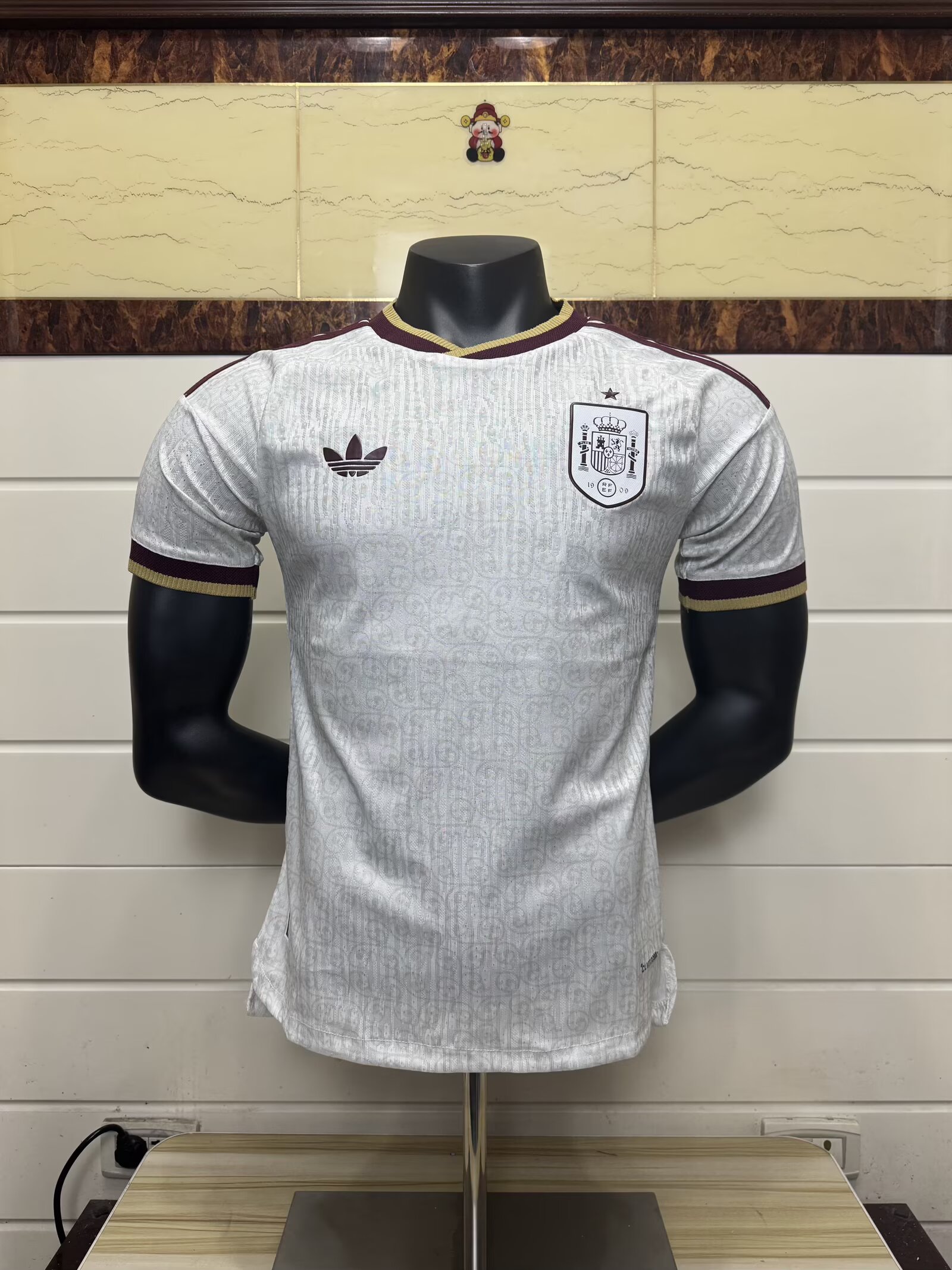 Player Version 26/27 Spanish away