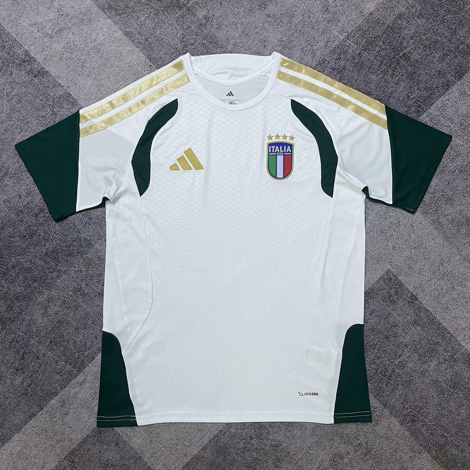 Fan version 26/27 Italy training suit