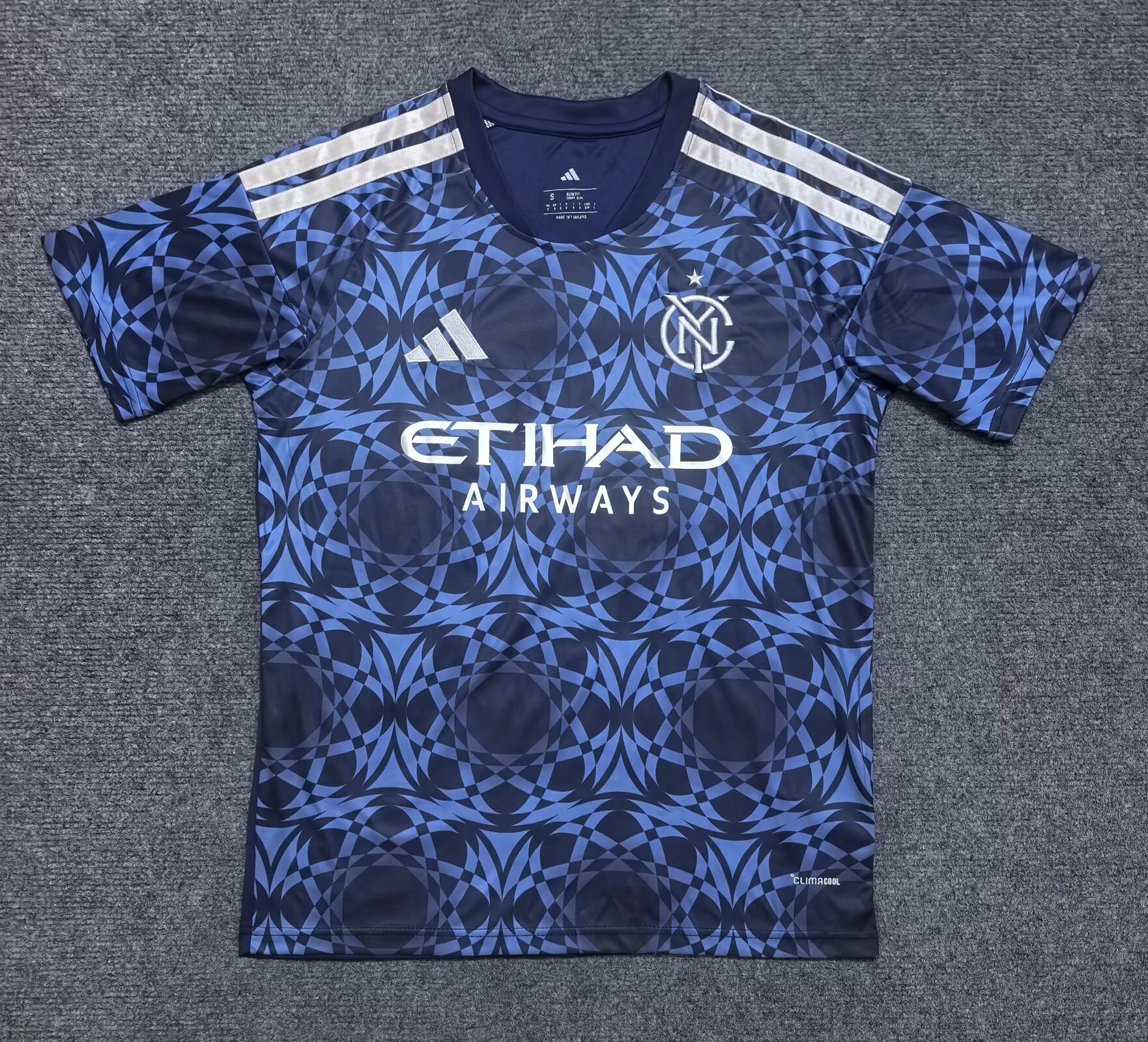 Fan version 26/27 New York City away 