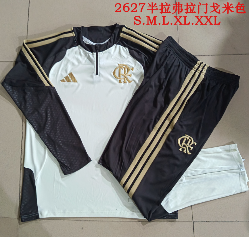 26/27 Half Pull Flamenco Beige Tracksuit