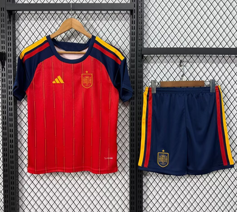 Adults kits 26/27 Spain home
