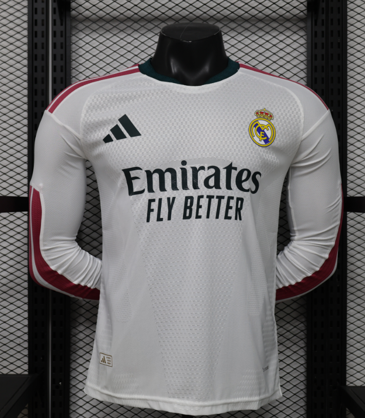 Player Version 26/27 Real Madrid home long sleeves