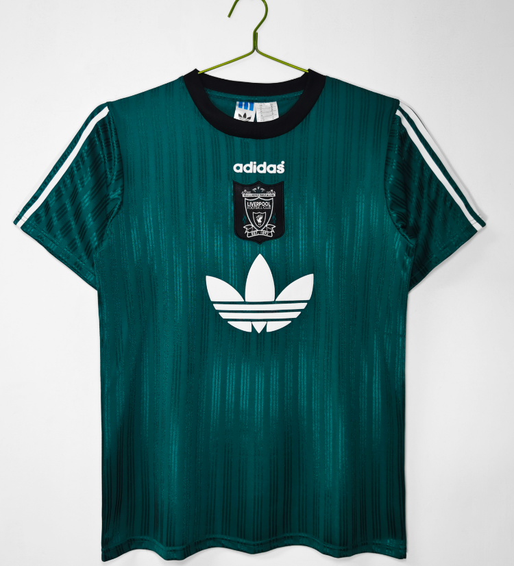 Retro 1995/96 Liverpool green T-shirt