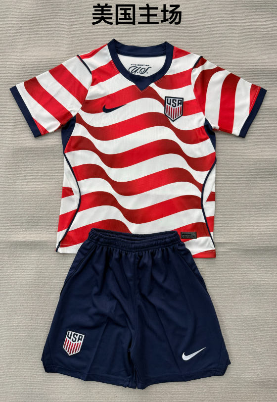 Adults kits 26/27 USA home