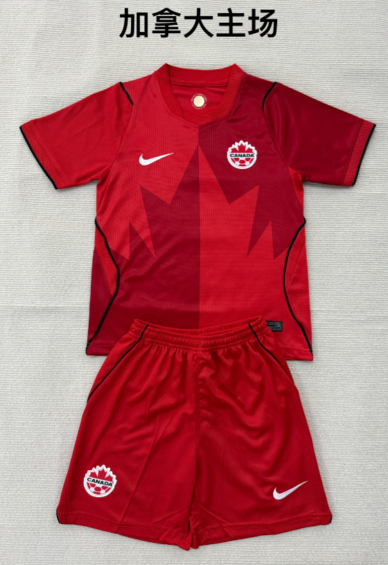 Adults kits 26/27 Canada home 