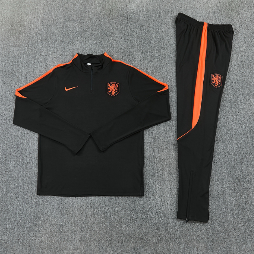 26/27 Half Pull  Netherlands black Tracksuit