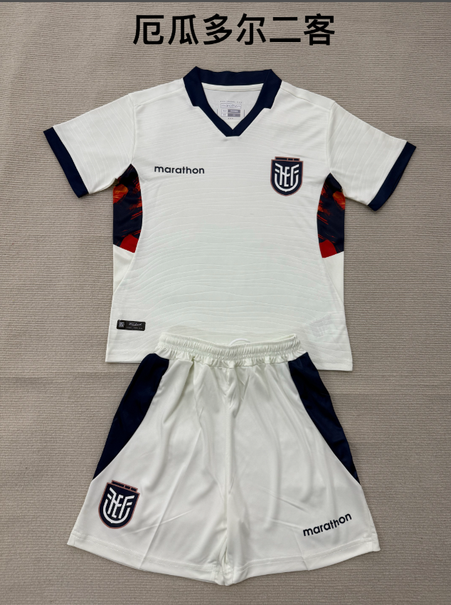 Adults kits 26/27 Ecuador second away
