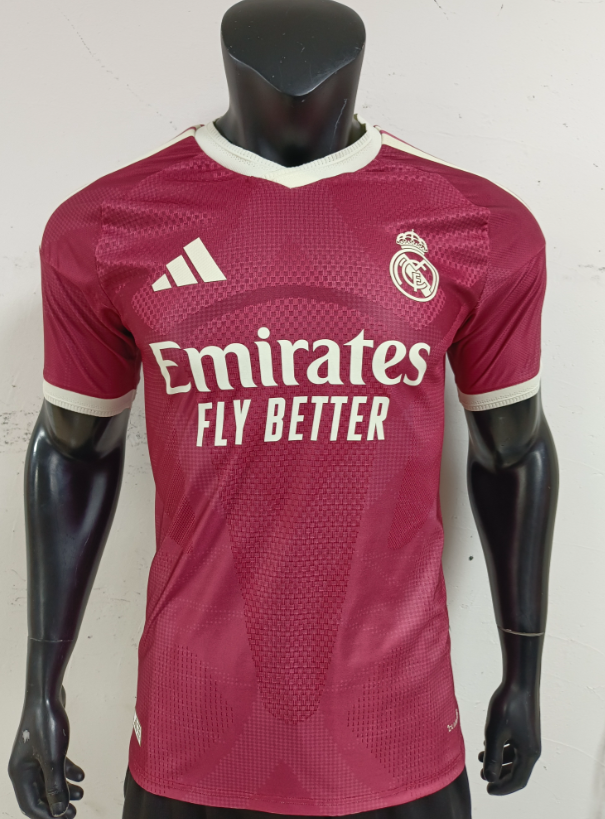 Player Version 26/27 Real Madrid second away