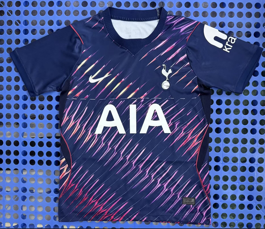 Fan version 26/27  Tottenham away