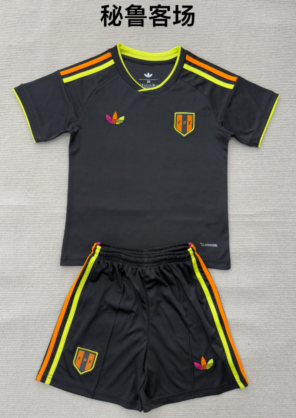 Adults kits 26/27 Peru away