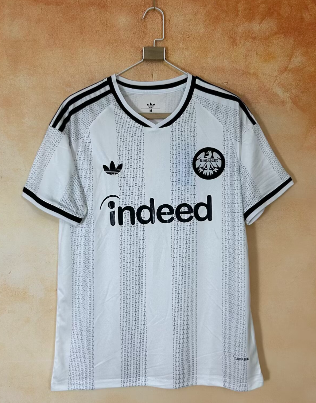 Fan version 26/27 Frankfurt Pale