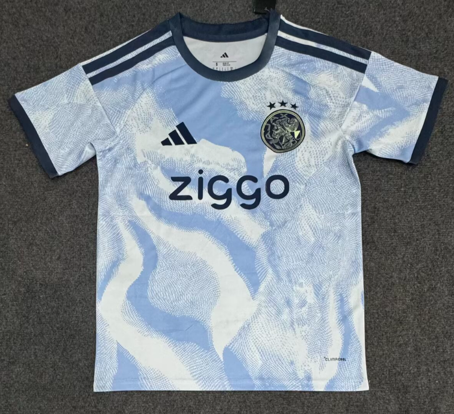 Fans Version 26/27 AJAX