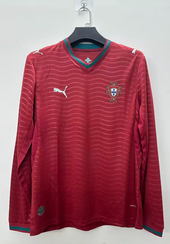 Fans Version 26/27 Portugal home Long Sleeve