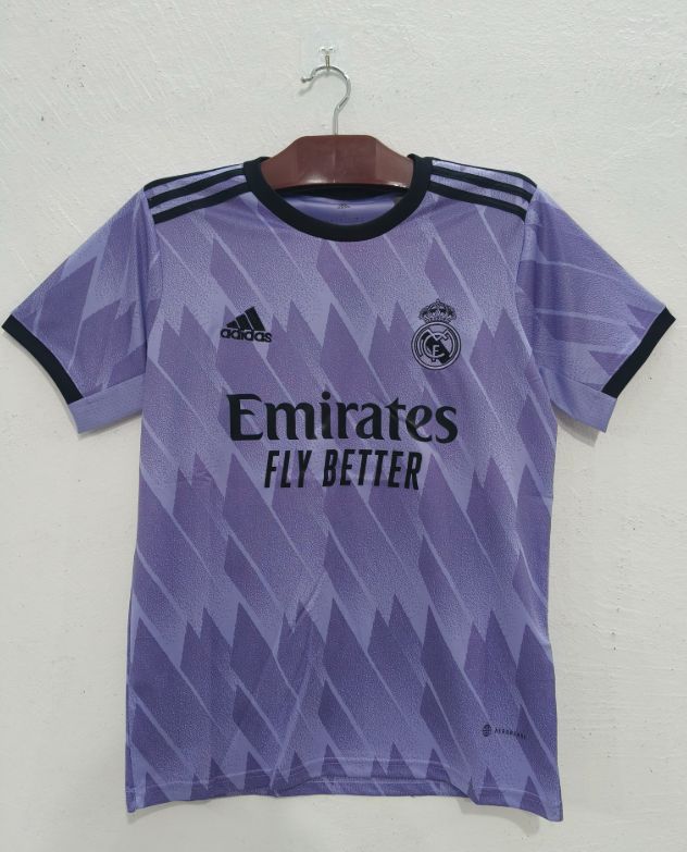 Retro 22/23 Real Madrid away