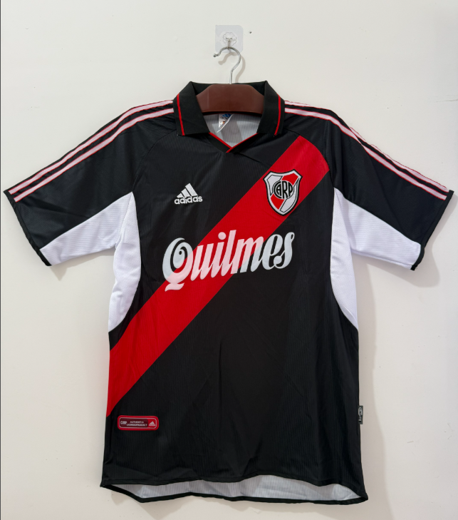Retro 00/01 River Plate second away 