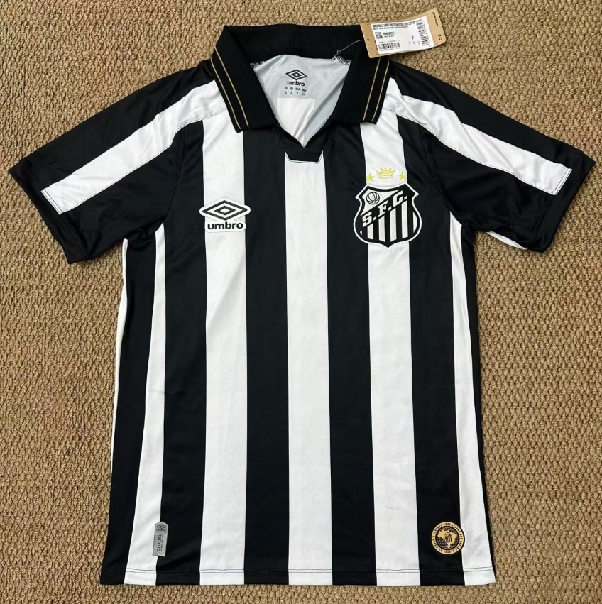 Fans Version 26/27 Santos away