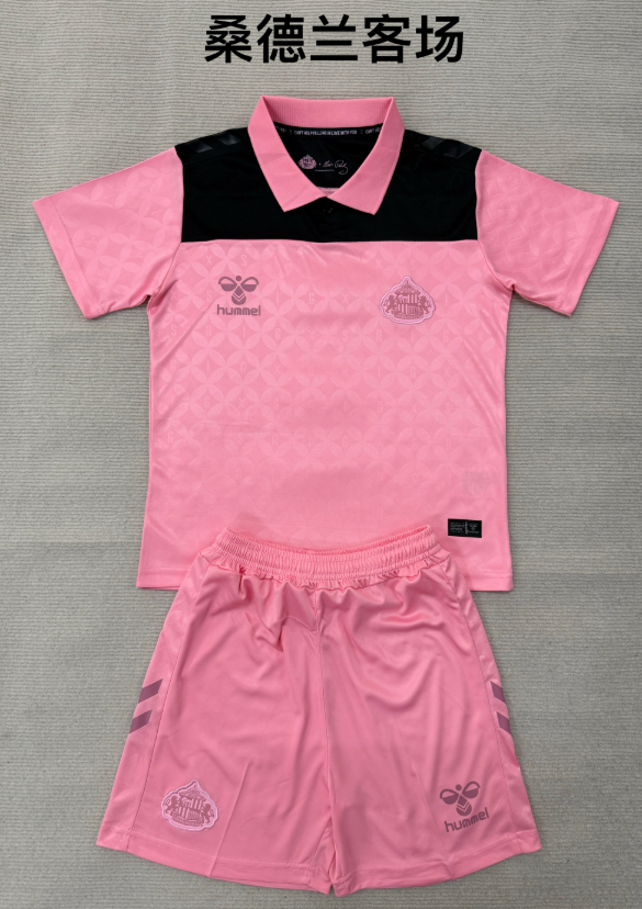  Adults kits 26/27 Sunderland away