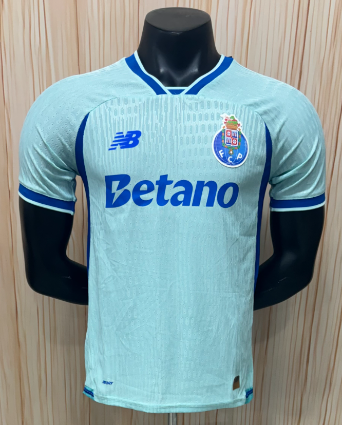 Player Version 26/27 Porto second away