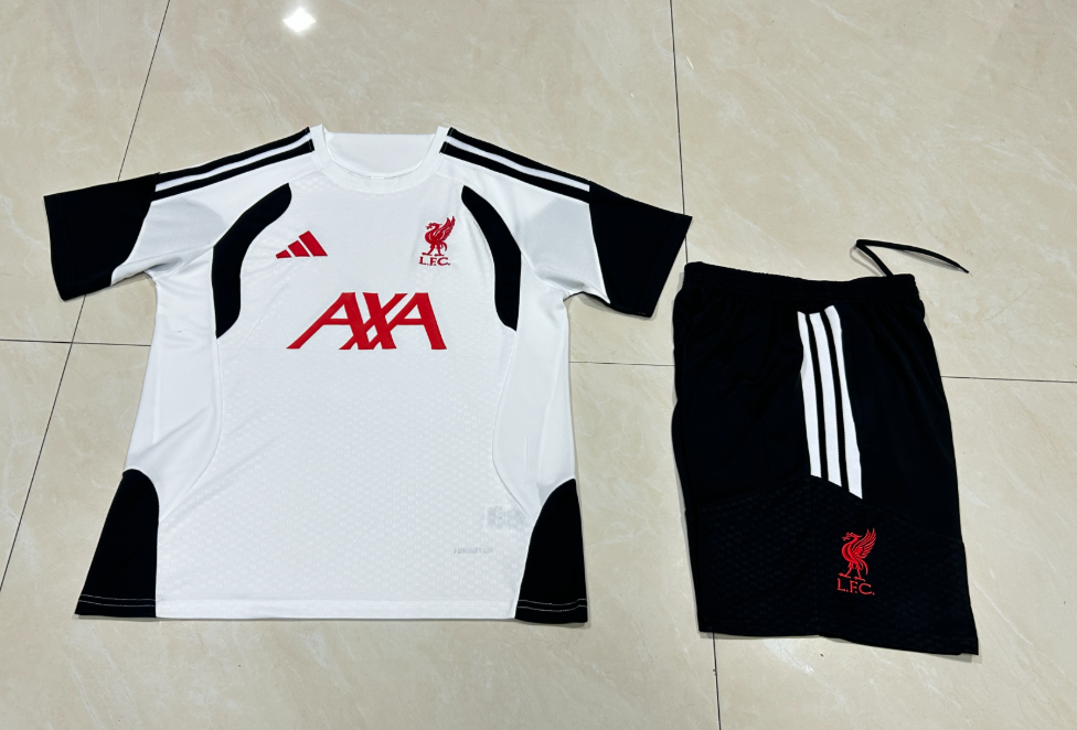 26/27 Adults Liverpool white Training Kits