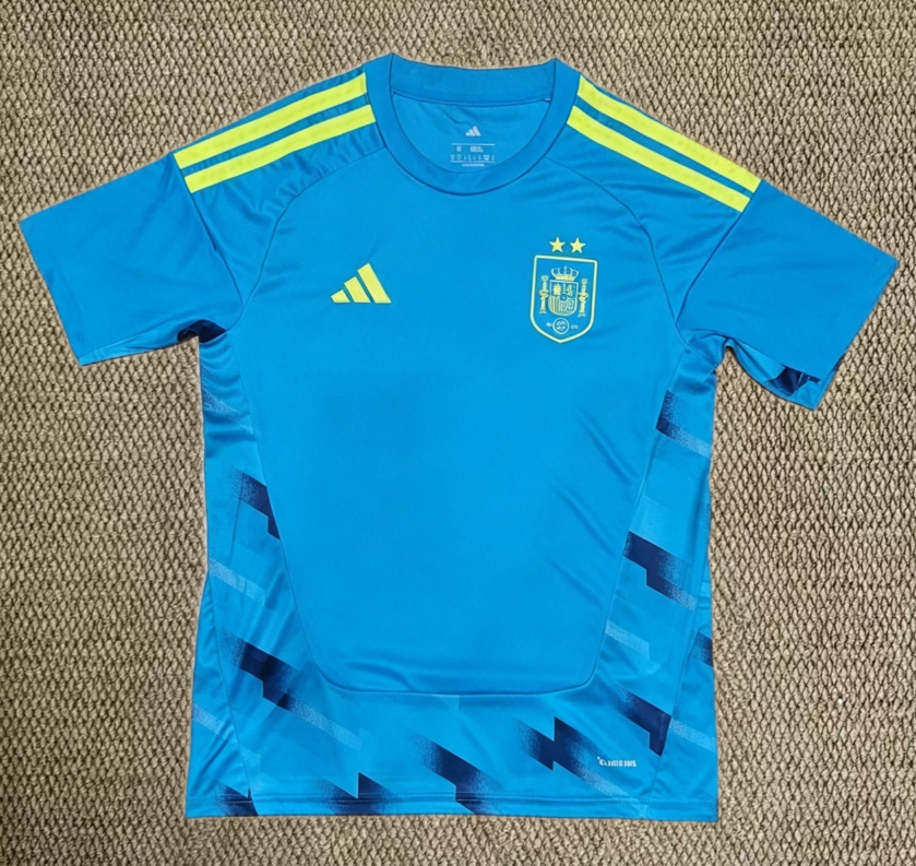 Fans Version 26/27 Spanish goalkeeper two star