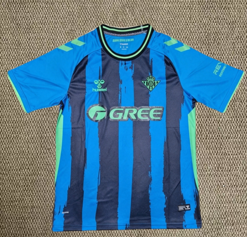 Fans Version 26/27 Betis second away