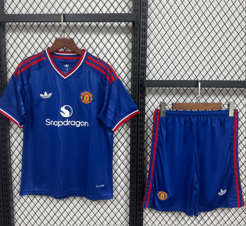  Adults kits 26/27 Manchester United away