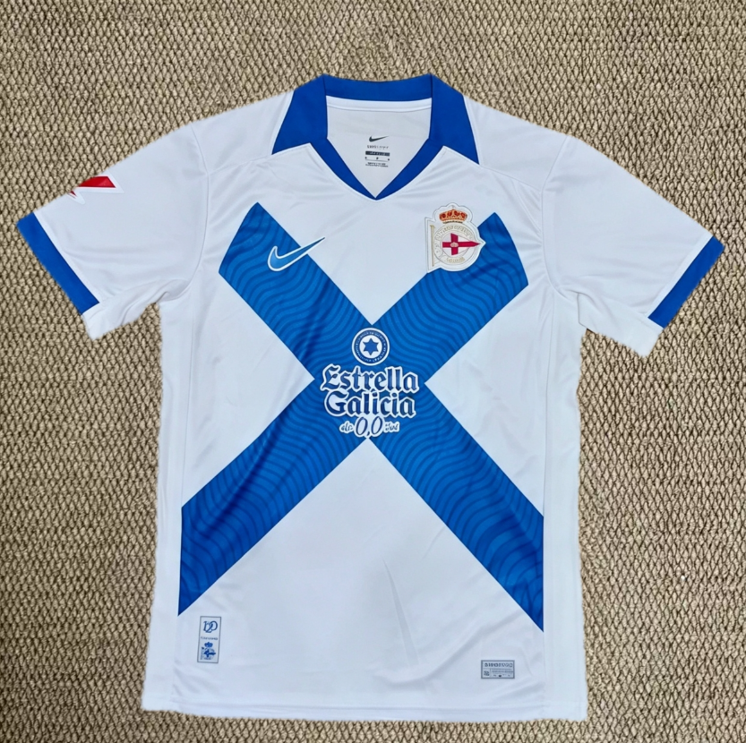 Fans Version 26/27 La Coruna second away