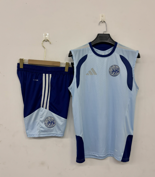 26/27 Vest Ajax sky blue suit