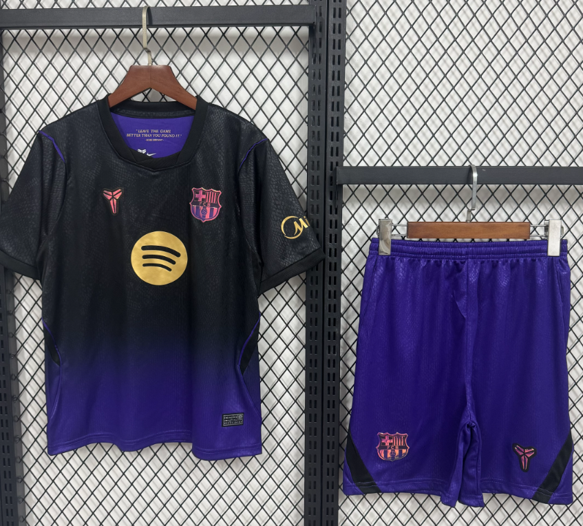  Adults kits 26/27 Barcelona away