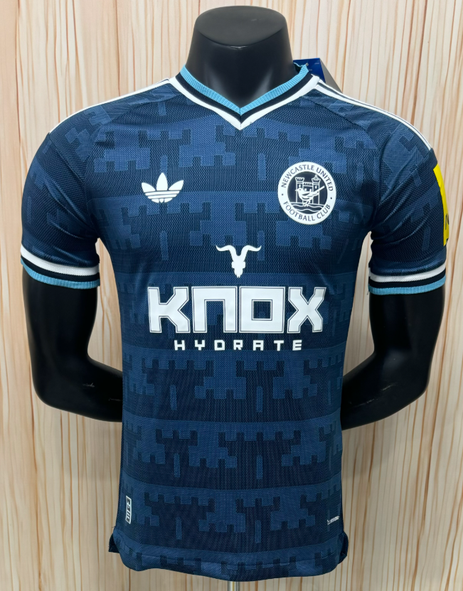 Player Version 26/27 Newcastle United away