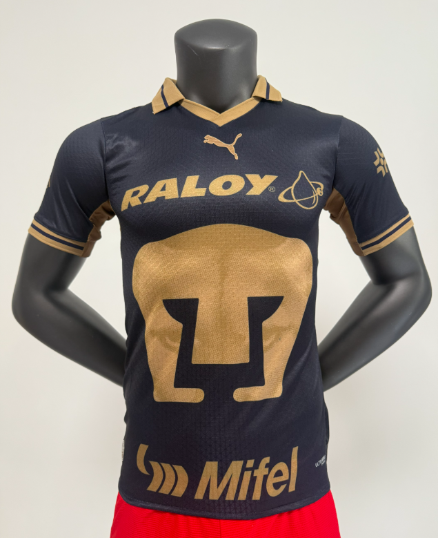 Player Version 26/27 Pumas away